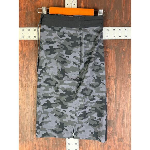 BYLT Premium Basics Coastal Boardshort Swim Trunks Shorts Camo Gray Black Men XL - Picture 6 of 11